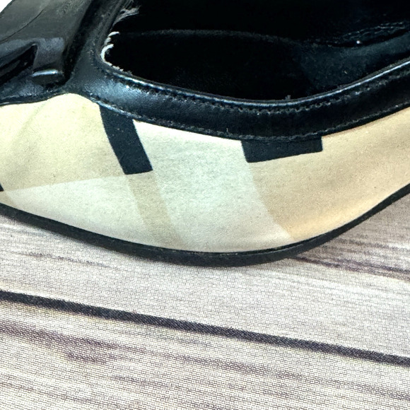 Salvatore Ferragamo Womens Tan Black Satin & Leather Slingback Heels 7B - Picture 12 of 16